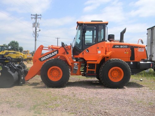 Product picture DAEWOO DOOSAN DL200-3 Wheeled Loader Service Parts Catalogue Manual