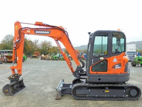 Product picture DAEWOO DOOSAN DX62R-3 Mini Crawler Excavator Service Parts Catalogue Manual