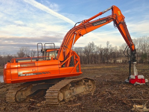 Product picture DAEWOO DOOSAN DX225LL FORESTRY MACHINE Service Parts Catalogue Manual